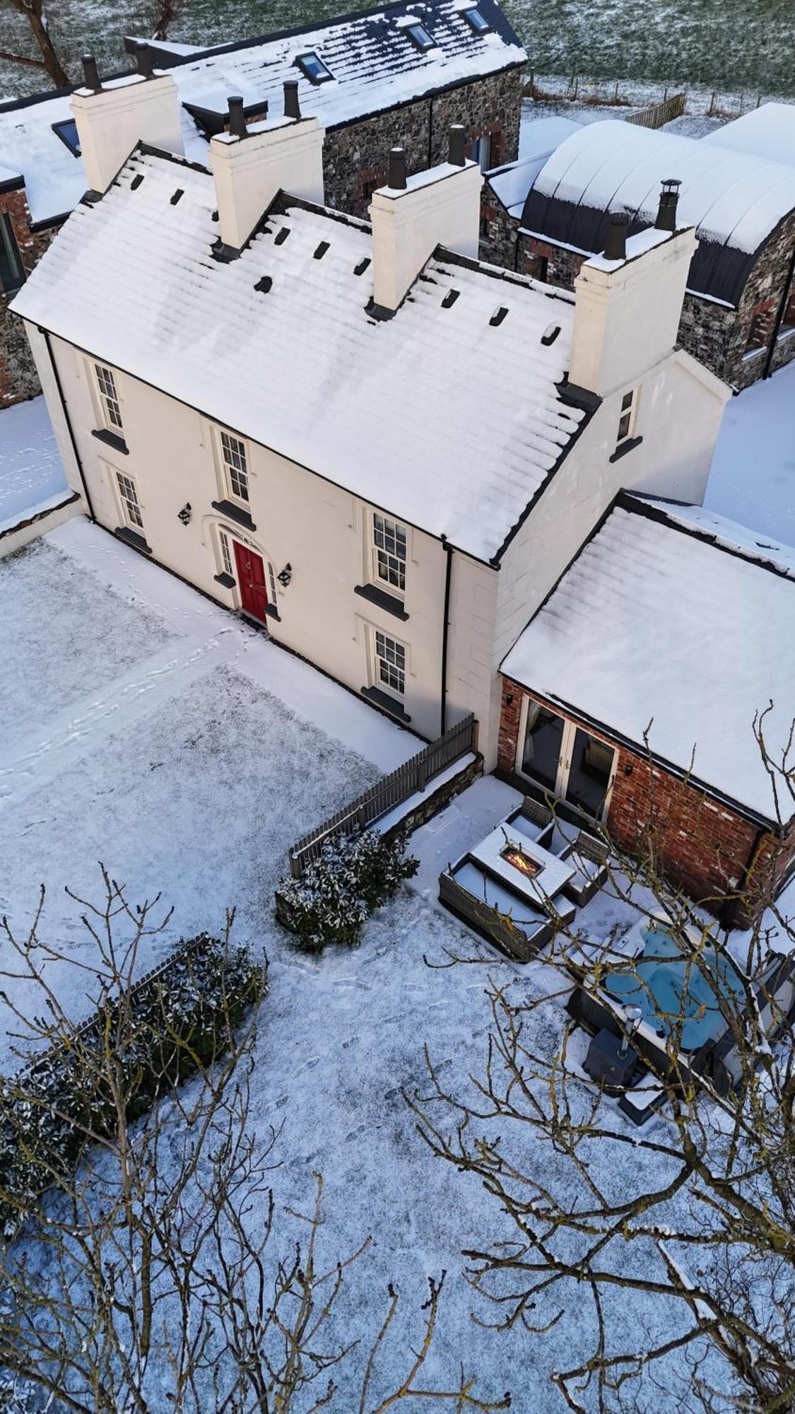 The Farmhouse At Corrstown Village Portrush Exterior foto